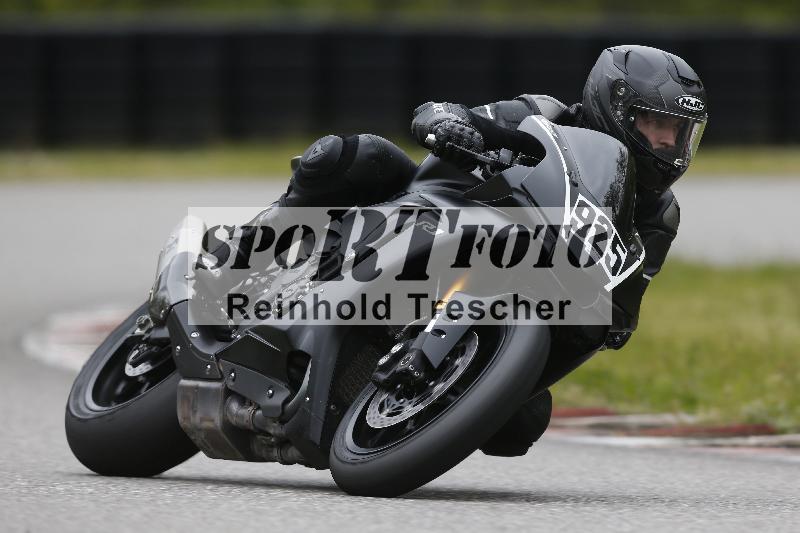 /Archiv-2024/13 22.04.2024 Plüss Moto Sport ADR/Freies Fahren/925